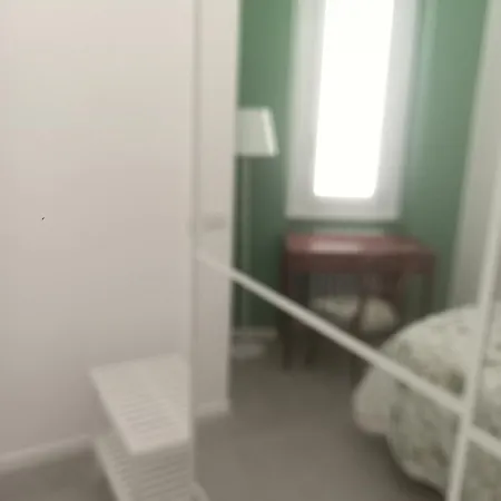 Centre Porta Romana With Free Parking Garage - Newly Cozy 2 Bedrooms With 2 Bathrooms Living Fully Equipped Kitchen And Washing Machine Smart Tv - Subway Metro 3 Stops To Duomo * Milano