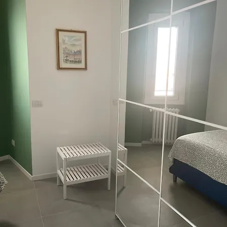 Centre Porta Romana With Free Parking Garage - Newly Cozy 2 Bedrooms With 2 Bathrooms Living Fully Equipped Kitchen And Washing Machine Smart Tv - Subway Metro 3 Stops To Duomo * Milano